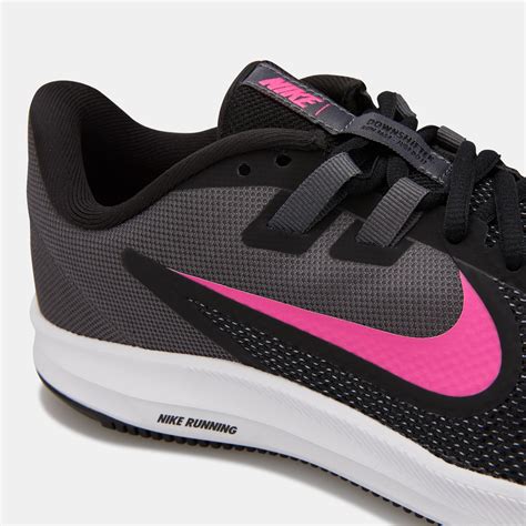 nike dames sneaker veel profiel|nike athletic sneakers women.